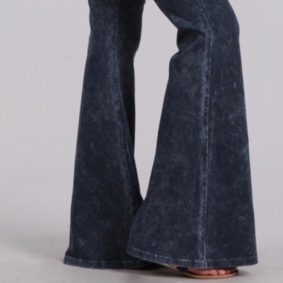 Blue Denim Mineral Wash Bell Bottom Leggings - Picture 3 of 3